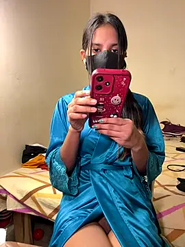 Snapshot of Hoty-Poonam chatting on 10.09.25 Hoty-Poonam online show from 10.09.25