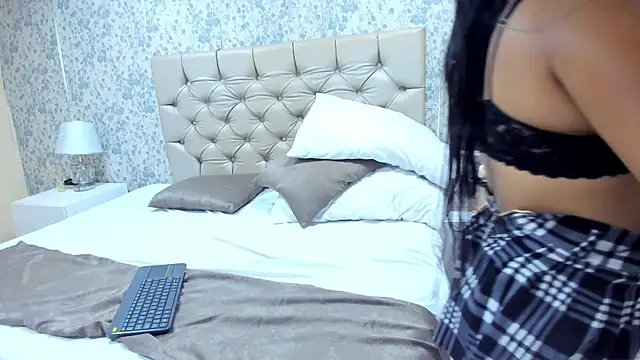 AlahiaJoness online show from 09.26.25