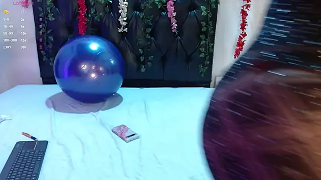 Snapshot of _SARAI_DUPONT chatting on 03.08.25 SARAI DUPONT online show from 03.08.25