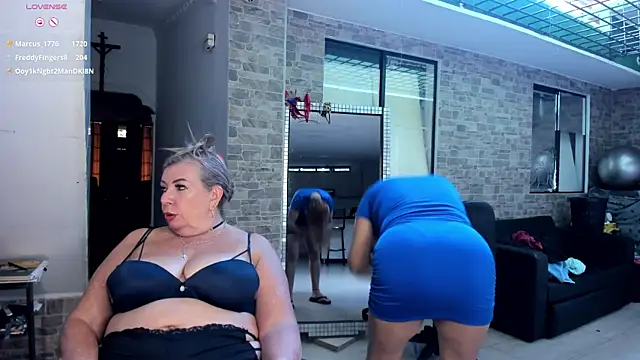 Snapshot of _SARAI_DUPONT chatting on 05.05.26 SARAI DUPONT online show from 05.05.26