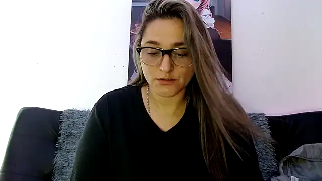 LAHILA COOPERR online show from 11.05.25