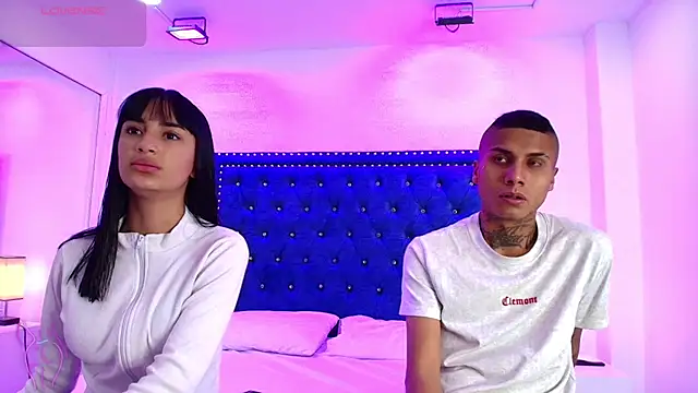 Snapshot of Damian_and_roxanne chatting on 11.12.25 Damian and roxanne online show from 11.12.25