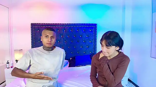 Damian and roxanne online show from 04.10.26