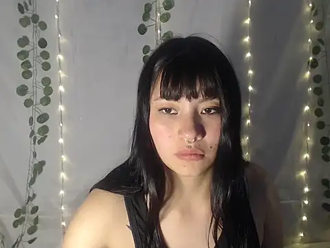 Snapshot of Zulema_R1 chatting on 09.15.25 Zulema R1 online show from 09.15.25