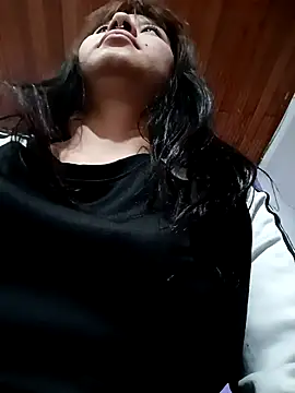 Zulema R1 online show from 03.31.26