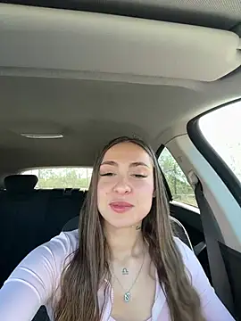 alicewonder 8 online show from 04.04.26