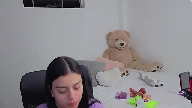 valerihouse online show from 02.24.26