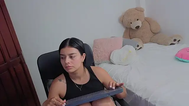 valerihouse online show from 03.18.26