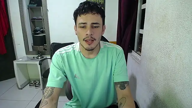 g0lden boss online show from 12.21.25