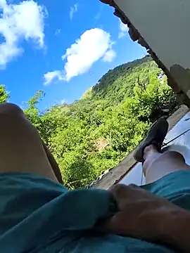 Tijucanodisponivel online show from 11.26.25