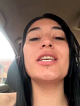 Snapshot of Scarlett_12 chatting on 10.17.25 Scarlett 12 online show from 10.17.25