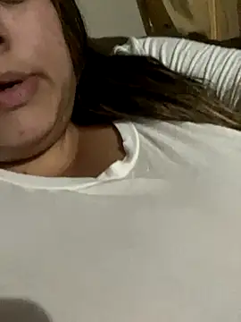 bruna438 online show from 11.14.25