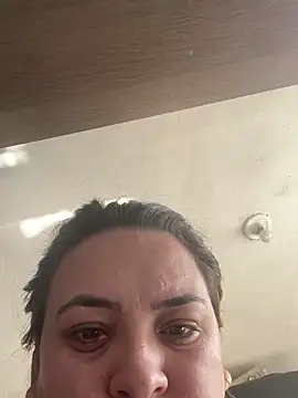 bruna438 online show from 11.15.25