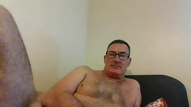 Snapshot of goldenman59 chatting on 09.23.25 goldenman59 online show from 09.23.25