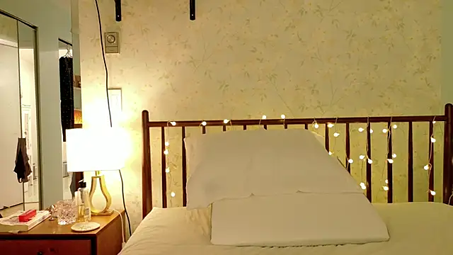 sicklitgirl online show from 10.13.25