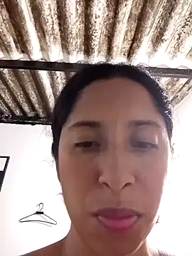 anitotori online show from 09.10.25