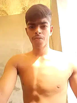 monster 33 online show from 04.13.26