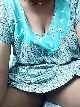 WarmCliff49 online show from 11.10.25