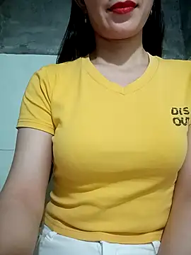 Vyvyy06 online show from 10.25.25