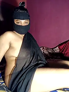 Snapshot of Moonshine07 chatting on 09.16.25 Moonshine07 online show from 09.16.25