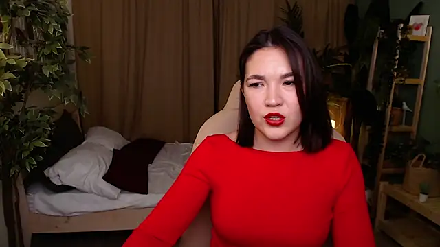 Halle Berrry online show from 11.14.25