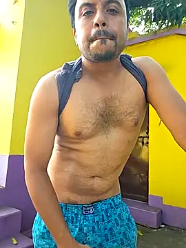 Snapshot of BindaasBong chatting on 10.14.25 BindaasBong online show from 10.14.25