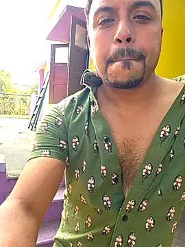 Snapshot of BindaasBong chatting on 10.20.25 BindaasBong online show from 10.20.25