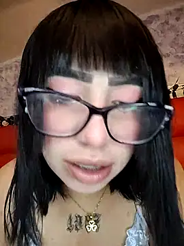 Snapshot of Kitty_Melodi chatting on 09.09.25 Kitty Melodi online show from 09.09.25