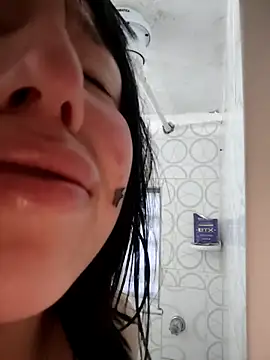 Snapshot of Kitty_Melodi chatting on 09.15.25 Kitty Melodi online show from 09.15.25