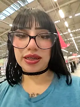 Snapshot of Kitty_Melodi chatting on 10.01.25 Kitty Melodi online show from 10.01.25