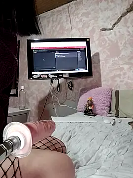 Snapshot of Kitty_Melodi chatting on 11.29.25 Kitty Melodi online show from 11.29.25