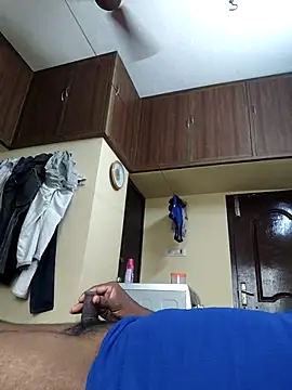 Snapshot of Hokerdick chatting on 10.25.25 Hokerdick online show from 10.25.25