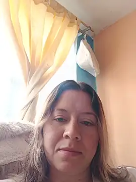 Snapshot of Hannah-colx chatting on 07.19.26 Hannah-colx online show from 07.19.26