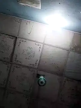 Snapshot of Anikaislam chatting on 10.05.25 Anikaislam online show from 10.05.25