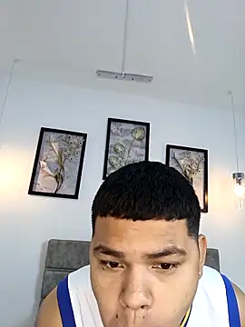 Snapshot of DannySamm chatting on 09.14.25 DannySamm online show from 09.14.25