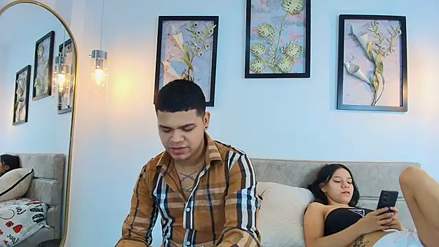 Snapshot of DannySamm chatting on 10.05.25 DannySamm online show from 10.05.25