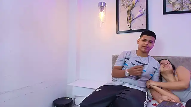 Snapshot of DannySamm chatting on 10.15.25 DannySamm online show from 10.15.25