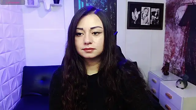 Eva Roussell online show from 11.08.25