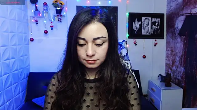 Eva Roussell online show from 12.19.25