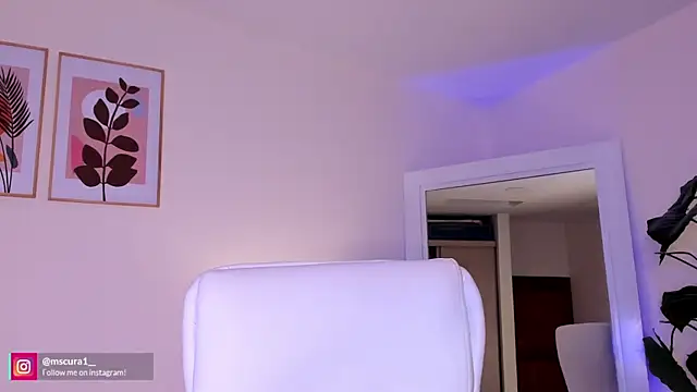 Snapshot of miss_curazao chatting on 06.17.26 miss curazao online show from 06.17.26