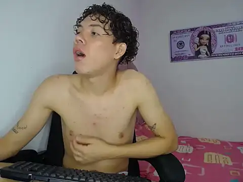 Snapshot of brutal_dirty_sex chatting on 11.16.25 brutal dirty sex online show from 11.16.25