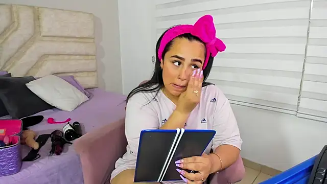  adahara queen online show from 09.10.25