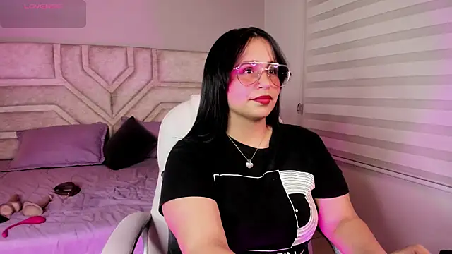  adahara queen online show from 09.30.25