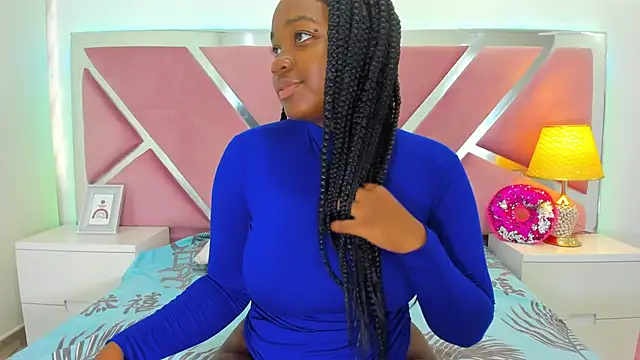 SulyClarck online show from 11.19.25