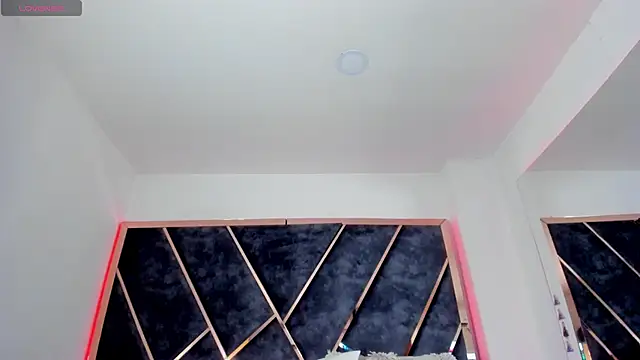 SusanaHenao online show from 12.19.25