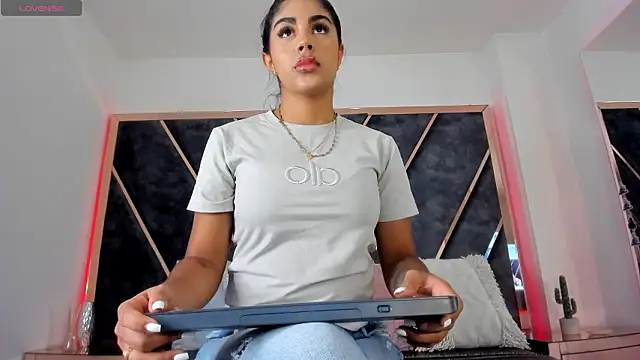 SusanaHenao online show from 03.12.26