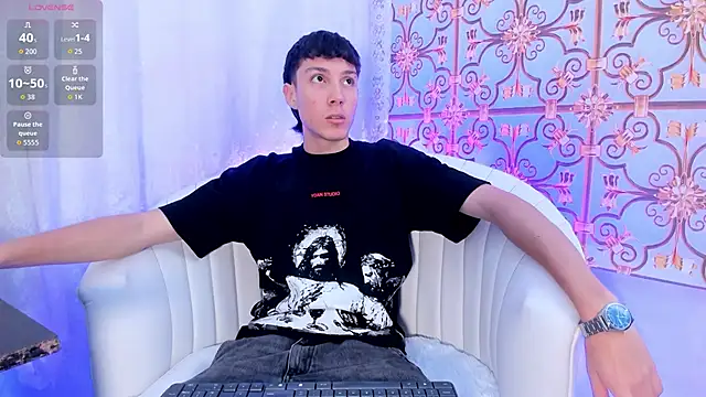 LittleDanny  online show from 03.19.26