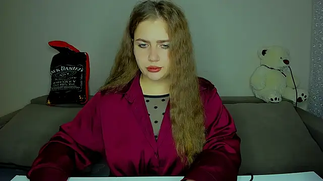 Snapshot of yourgem__ chatting on 09.10.25 yourgem online show from 09.10.25