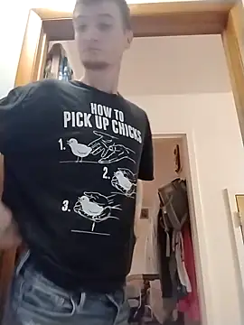 Snapshot of jizzyglizzy92 chatting on 09.29.25 jizzyglizzy92 online show from 09.29.25