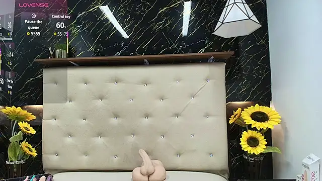 Natasha-Adams online show from 09.09.25